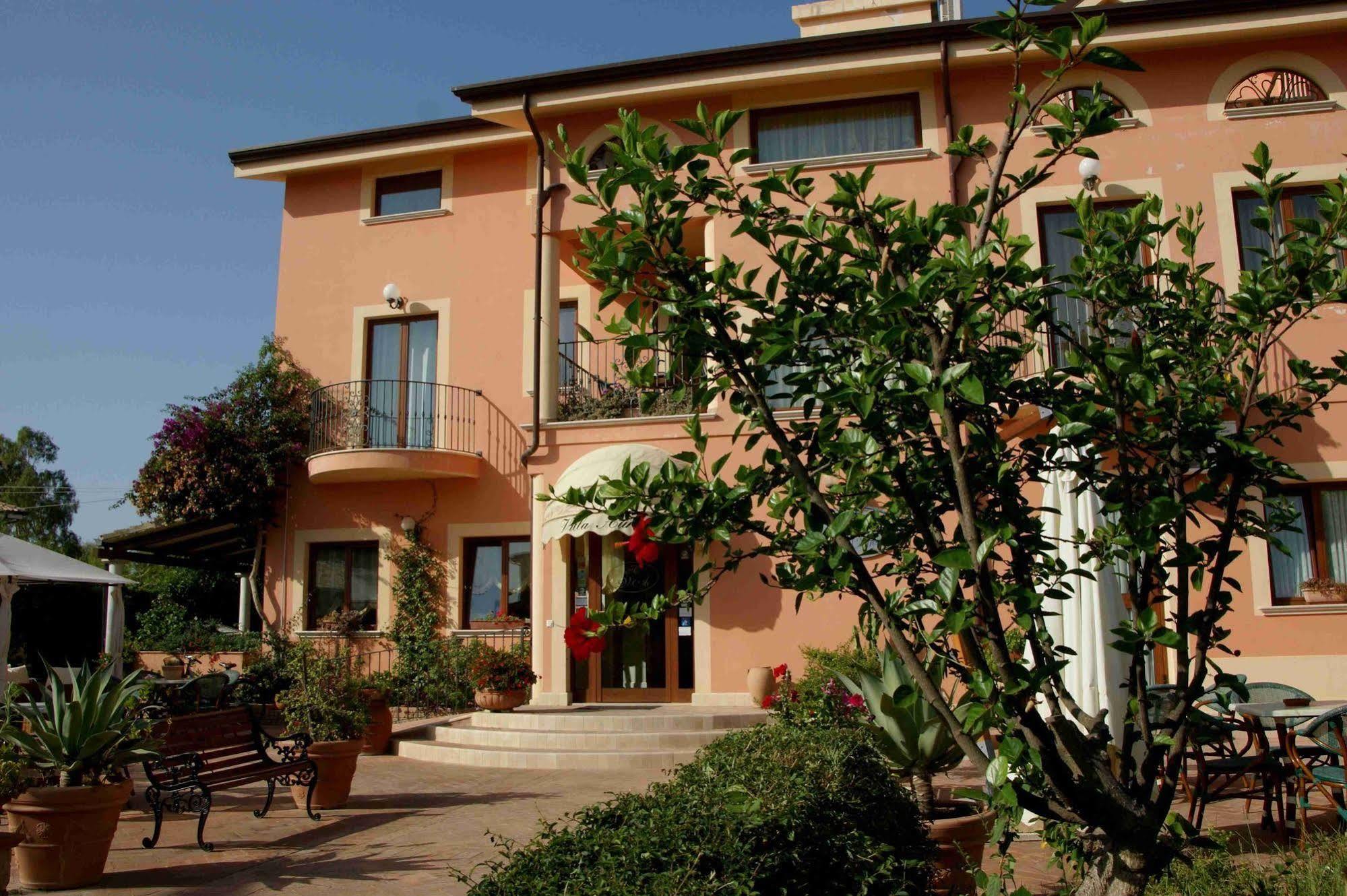 Villa Aurora 레 카스텔라 외부 사진