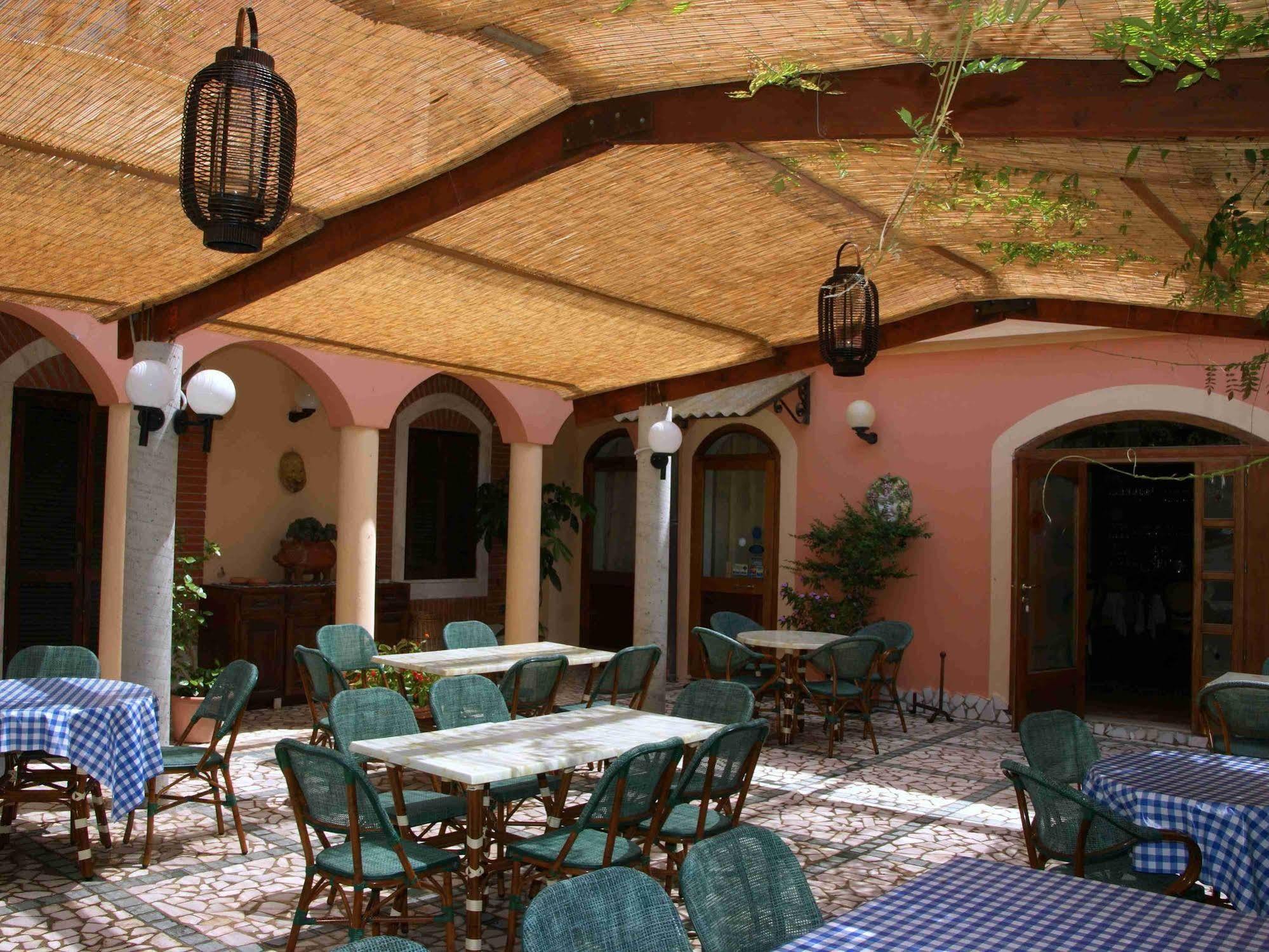 Villa Aurora 레 카스텔라 외부 사진